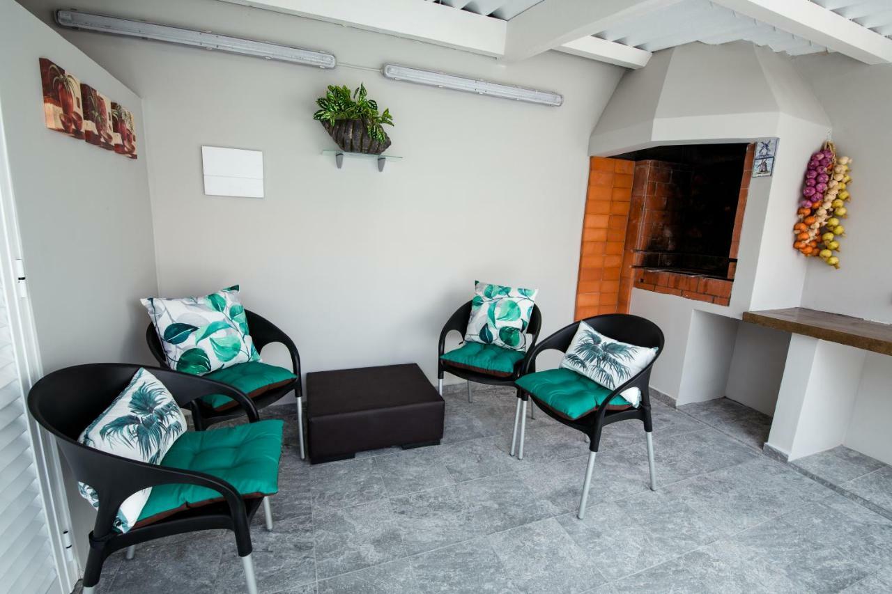 Seaside Azores Villa With Natural Pool, Terrace & Barbecue Capelas Ngoại thất bức ảnh